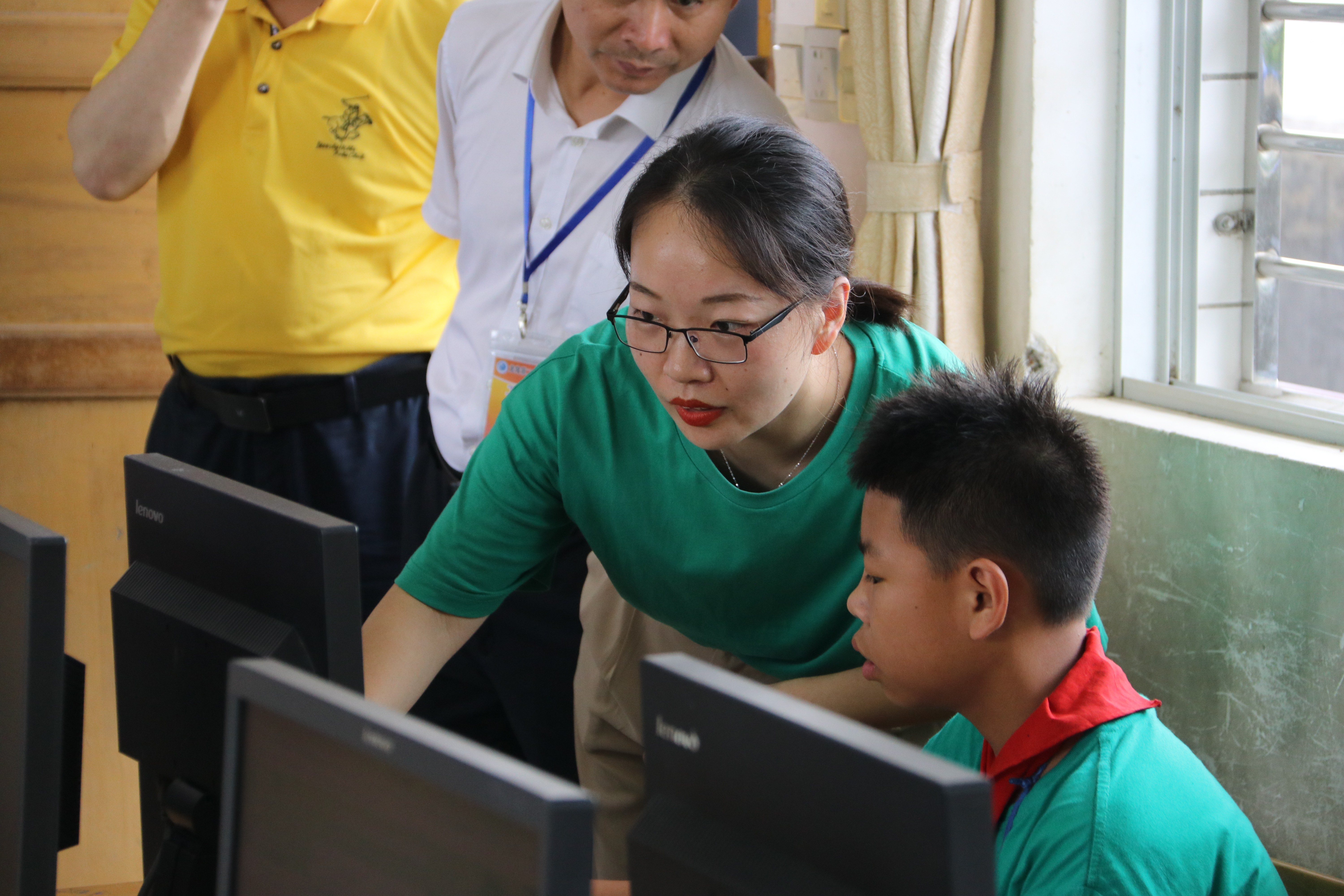 第一百六十七期“绿色爱心电脑教室”标准电脑21套（广州市欧派公益基金会）